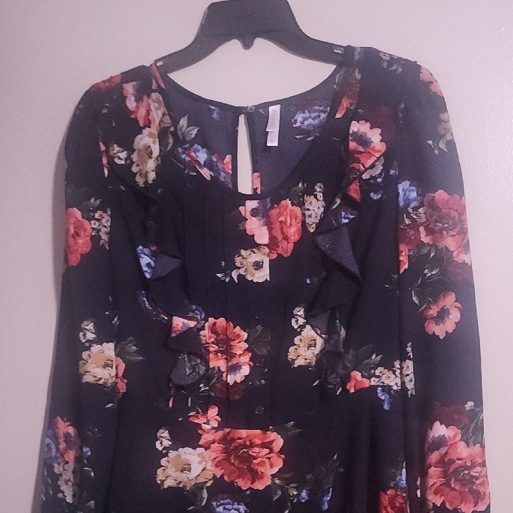 Xhilaration Floral Long Sleeve Dress
